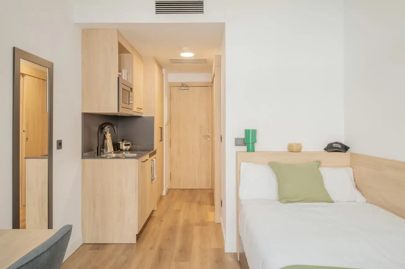 Micampus Xaudaró 20, Madrid – Single Room with Terrace
