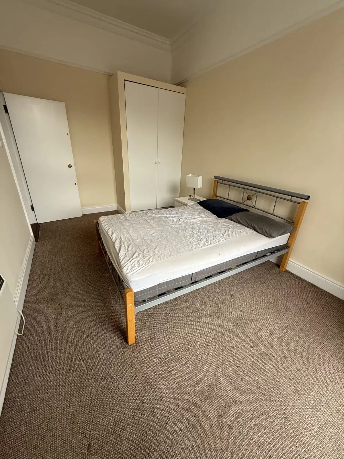 Room in a 2 Bedroom Apartment, Charles Street Great, Mountjoy, Dublin 1
