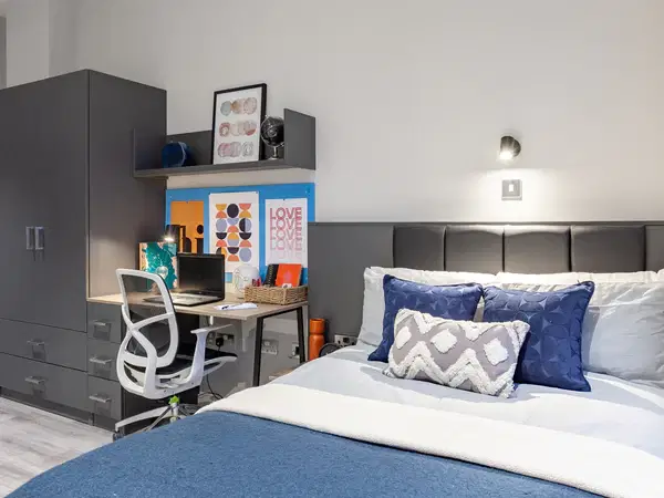 Grosvenor House, London – Premium Studio Plus