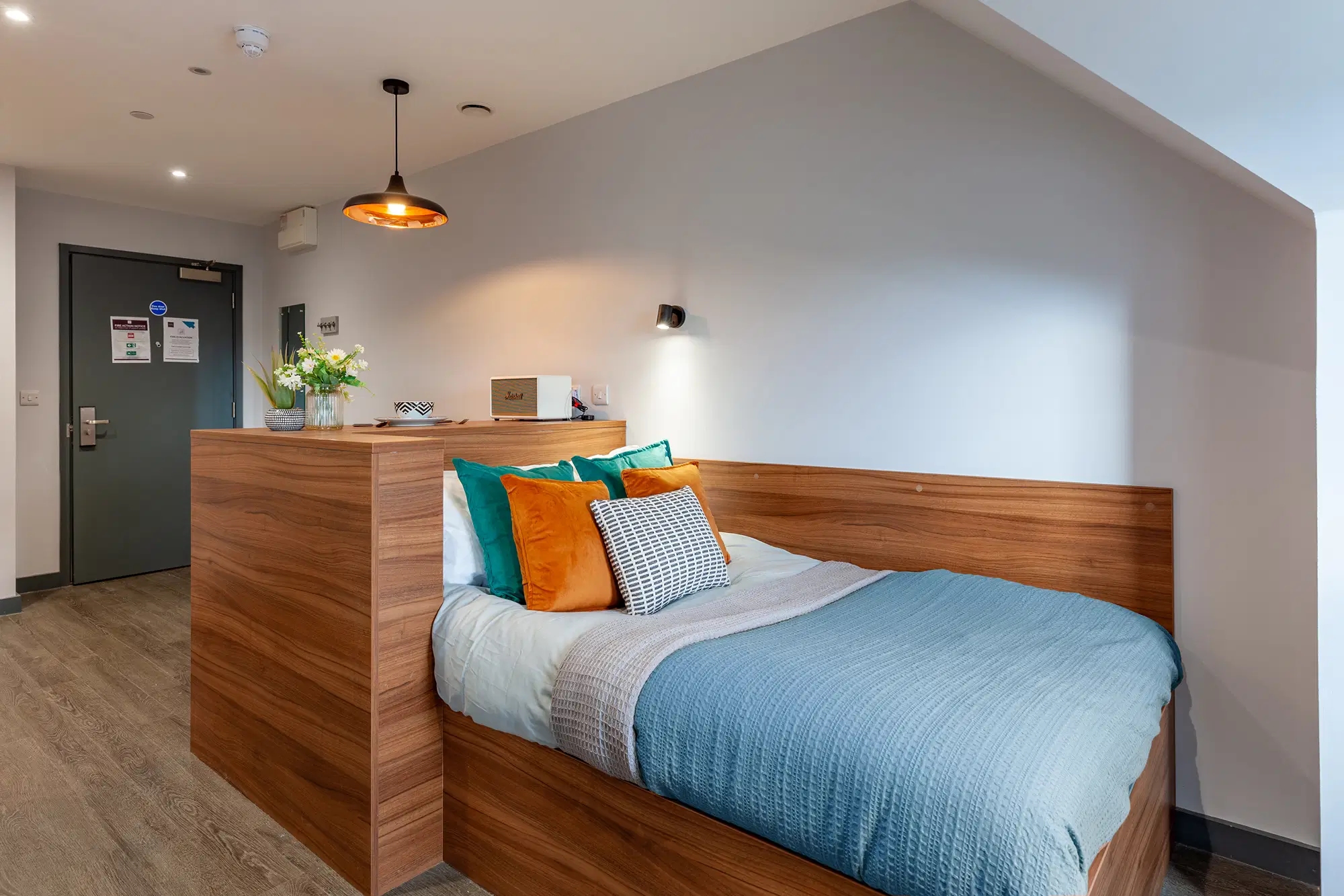 Straits Garden, Egham – Deluxe Studio