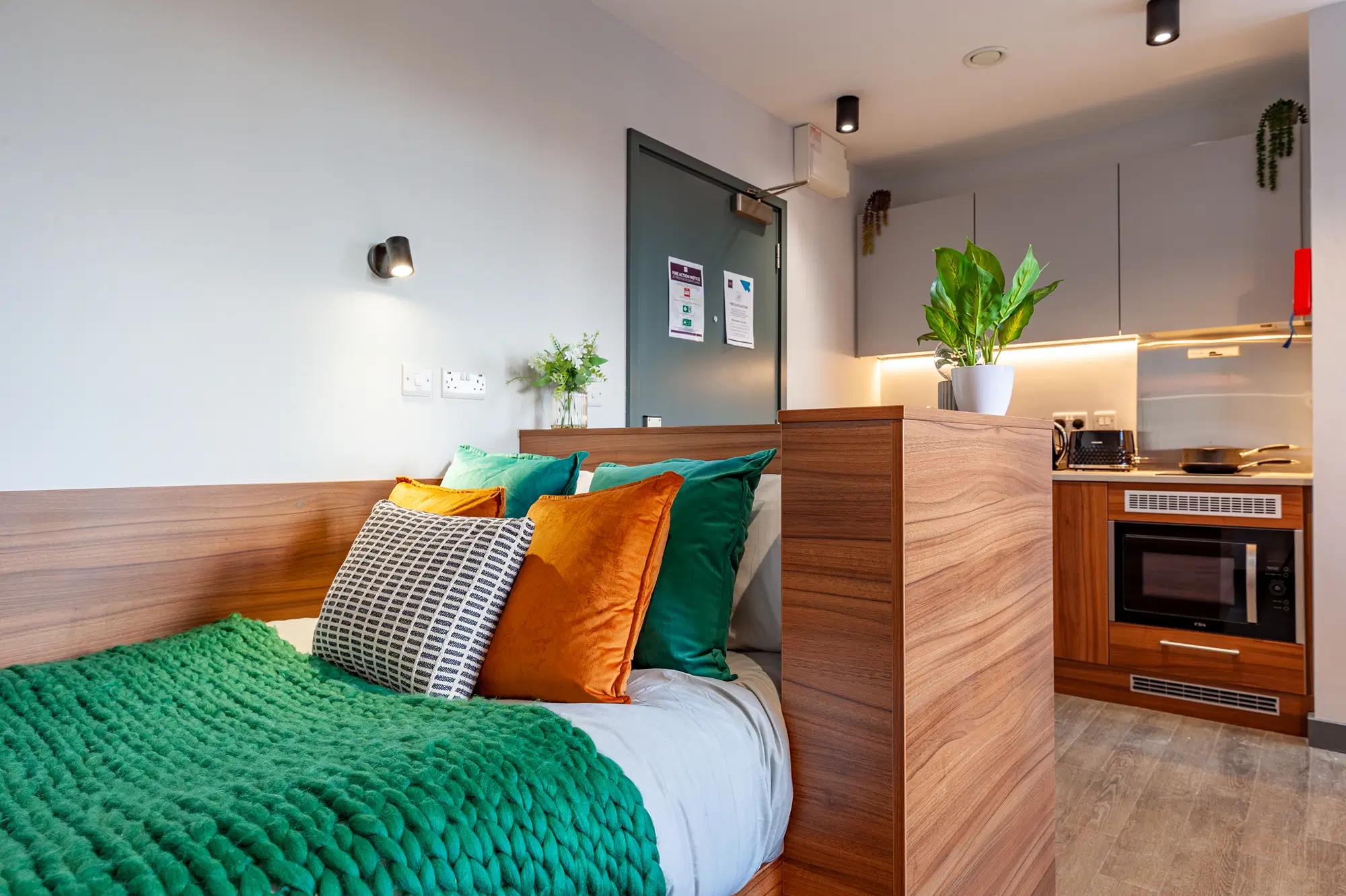Straits Garden, Egham – Premium Studio