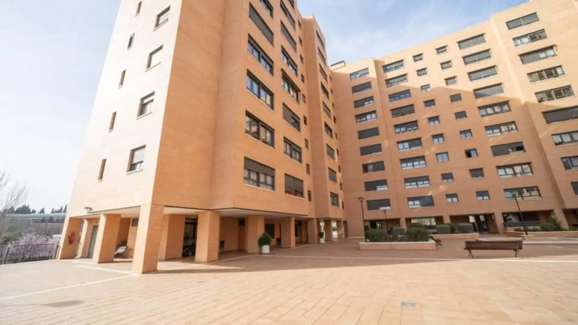 SPC 28005, Madrid – Exterior