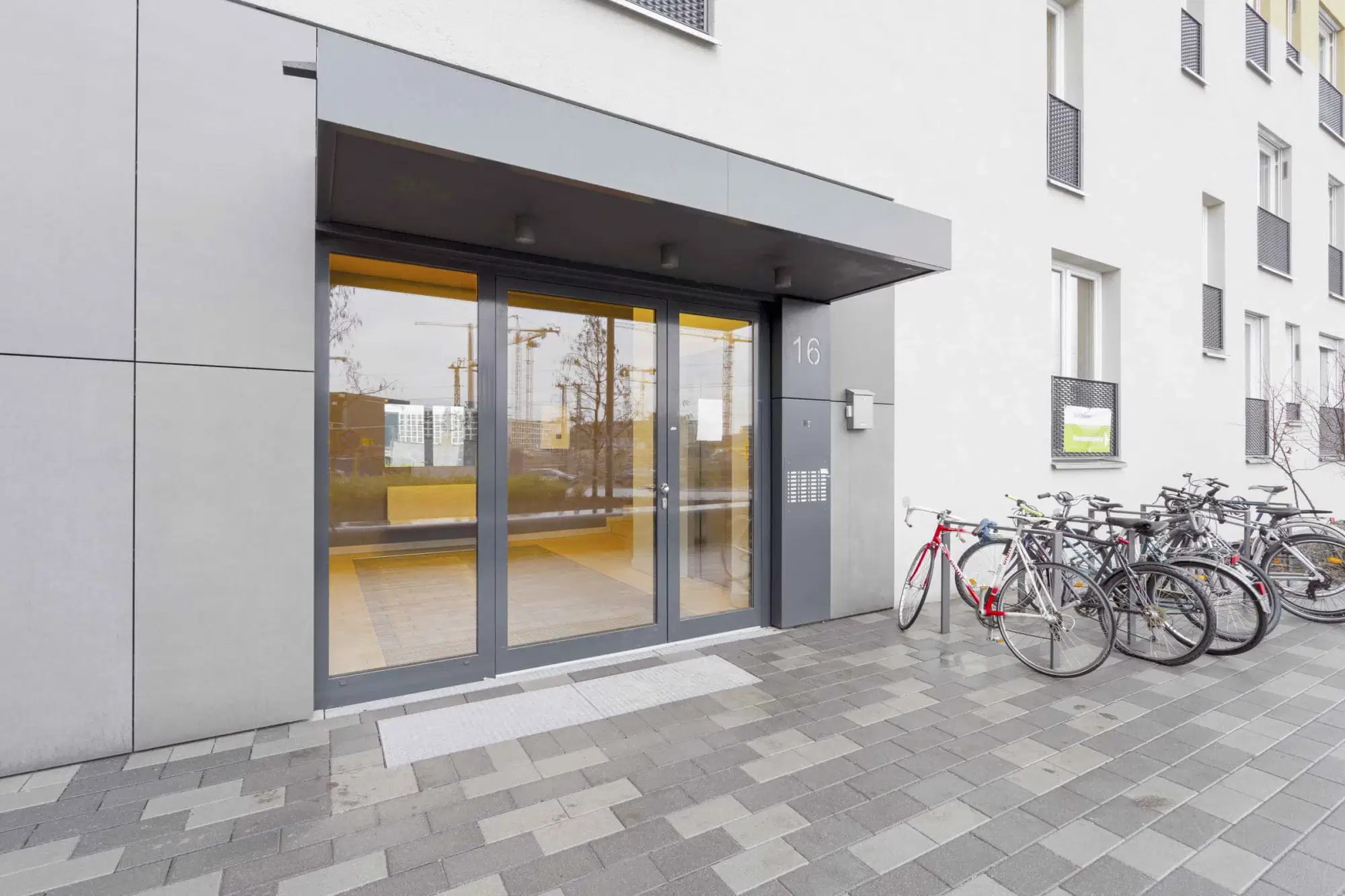 SPC 10557, Berlin – Exterior