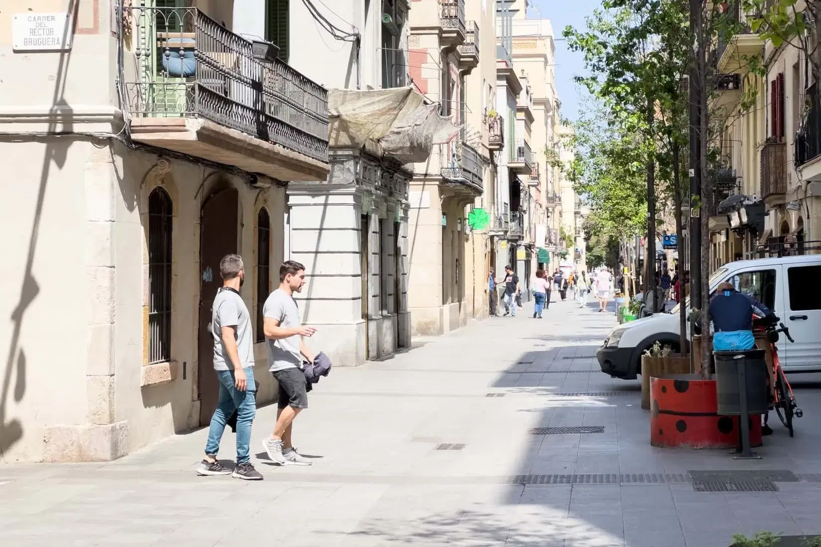 SPC 8003, Barcelona – Exterior