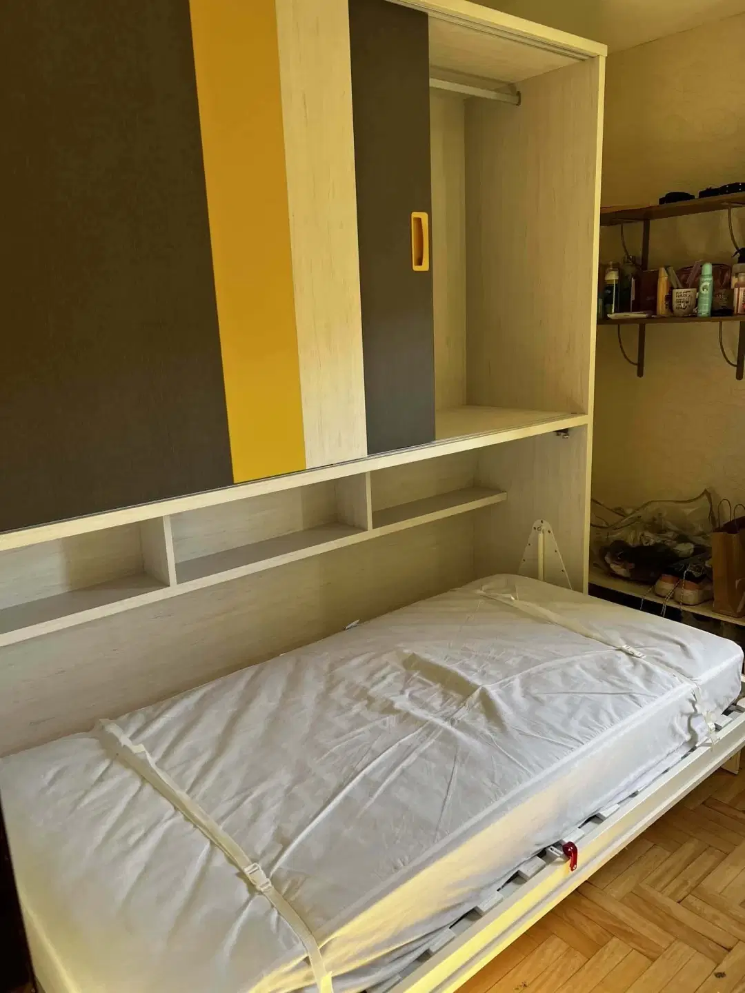 SPC 28005, Madrid – #119657: Room in a 4 Bedroom 2 Bathroom (Calle De Las Naves)