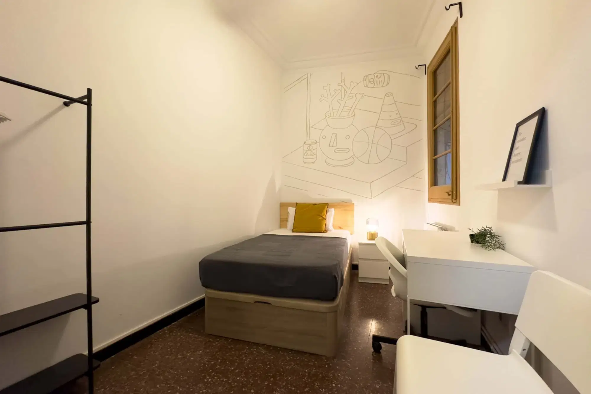 SPC 8003, Barcelona – #133871: Room in a 4 Bedroom 2 Bathroom (Carrer de les Jonqueres)