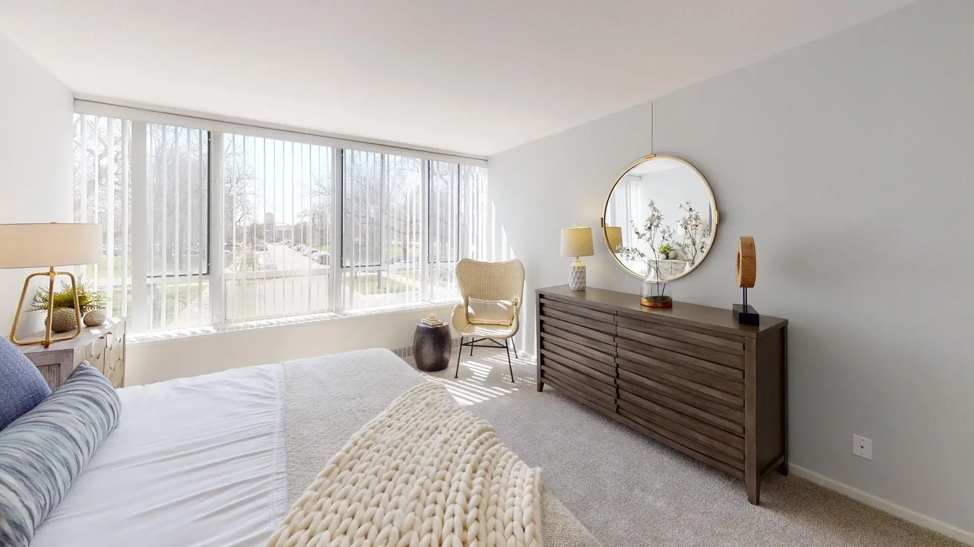 Lake Meadows Apartments, Chicago – 1 Bed 1 Bath