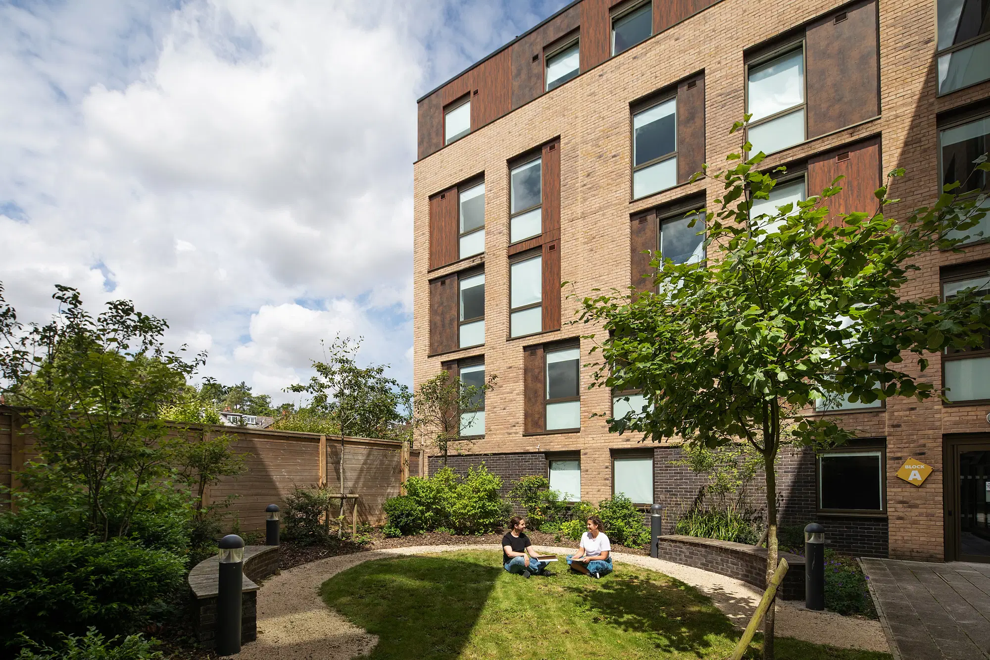 Collegiate Cathedral Point, Winchester – Exterior