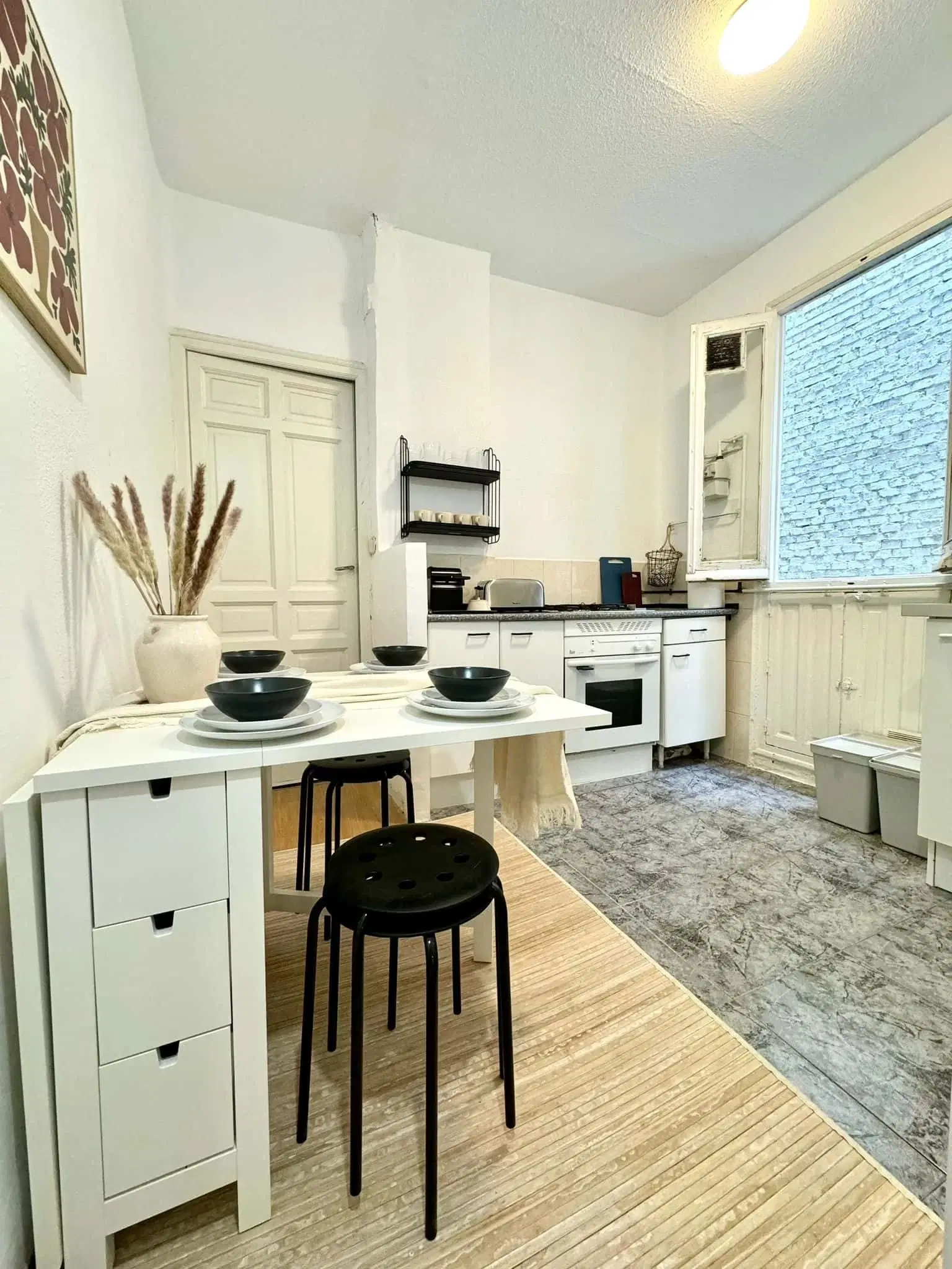 SPC 28010, Madrid – Kitchen