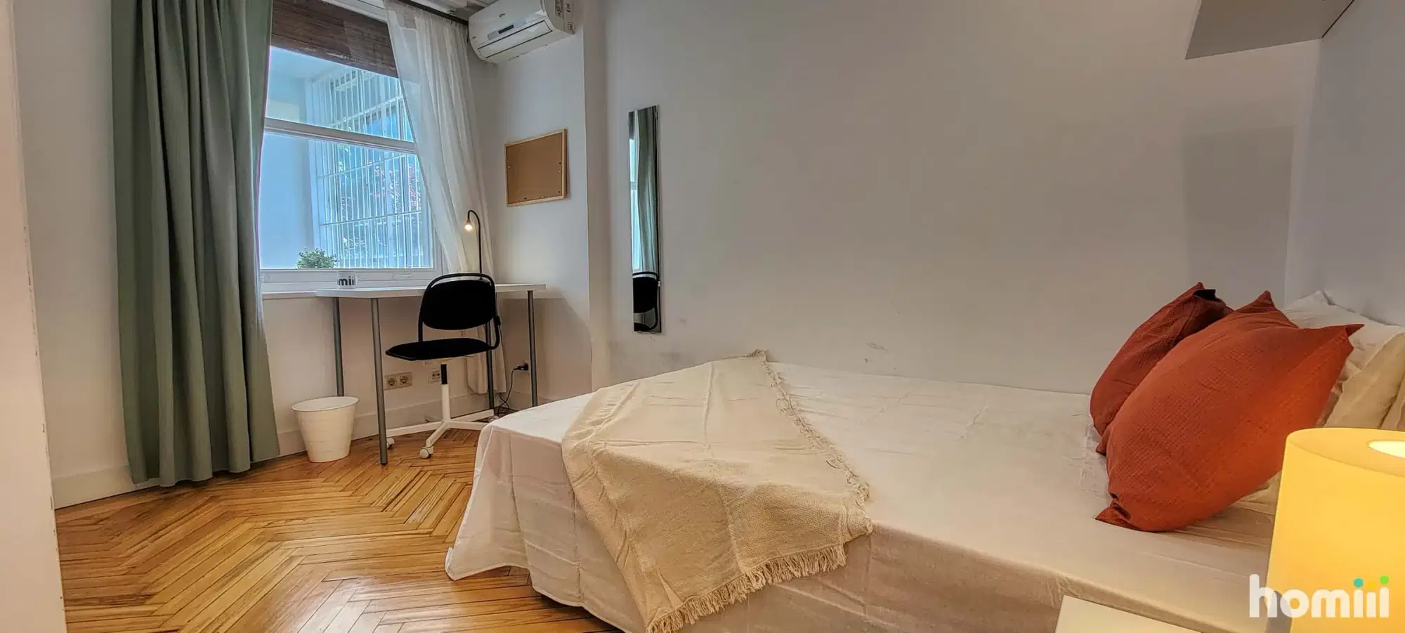 SPC 28010, Madrid – #72246: Room in 5 Bedroom 2 Bathroom (Calle De Miguel Ángel)