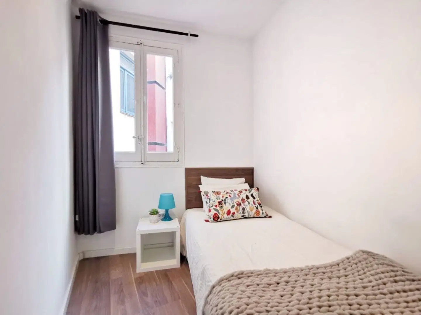 SPC 28012, Madrid – #38324: Room in a 3 Bedroom 1 Bathroom (Calle De Valencia)