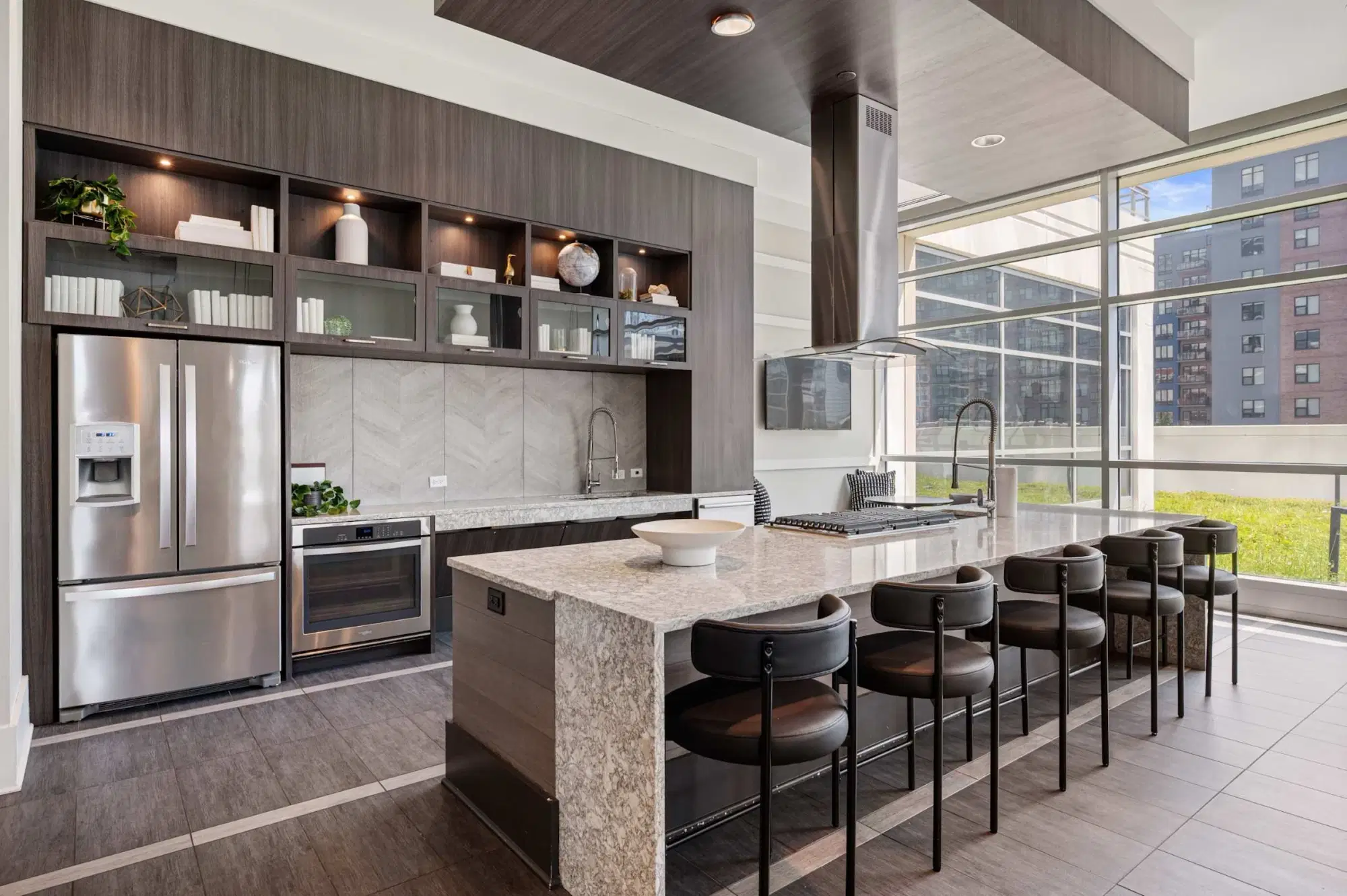 The Elle Apartments, Chicago – Kitchen