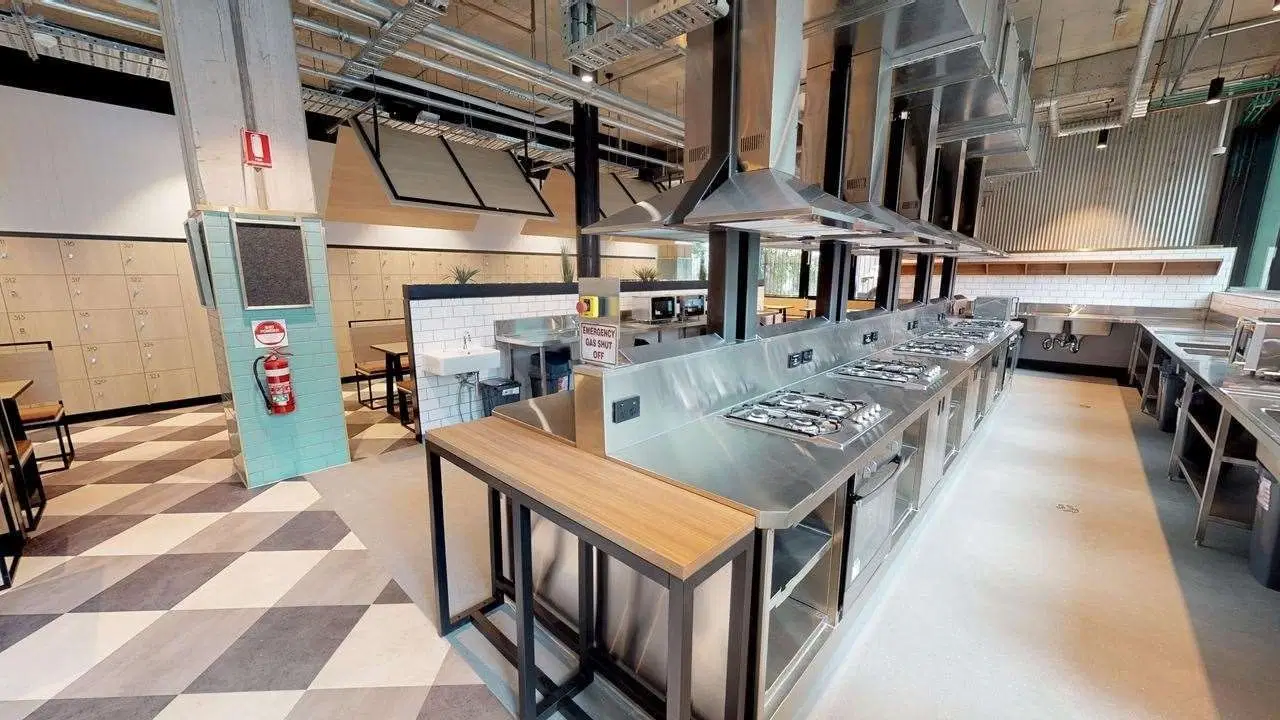UniLodge Lincoln House, Melbourne – Kitchen