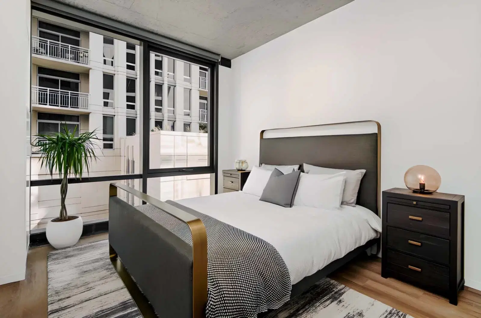 Coeval, Chicago – 2 Bed 2 Bath