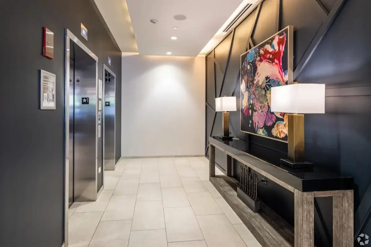 Circa 922, Chicago – Amenities