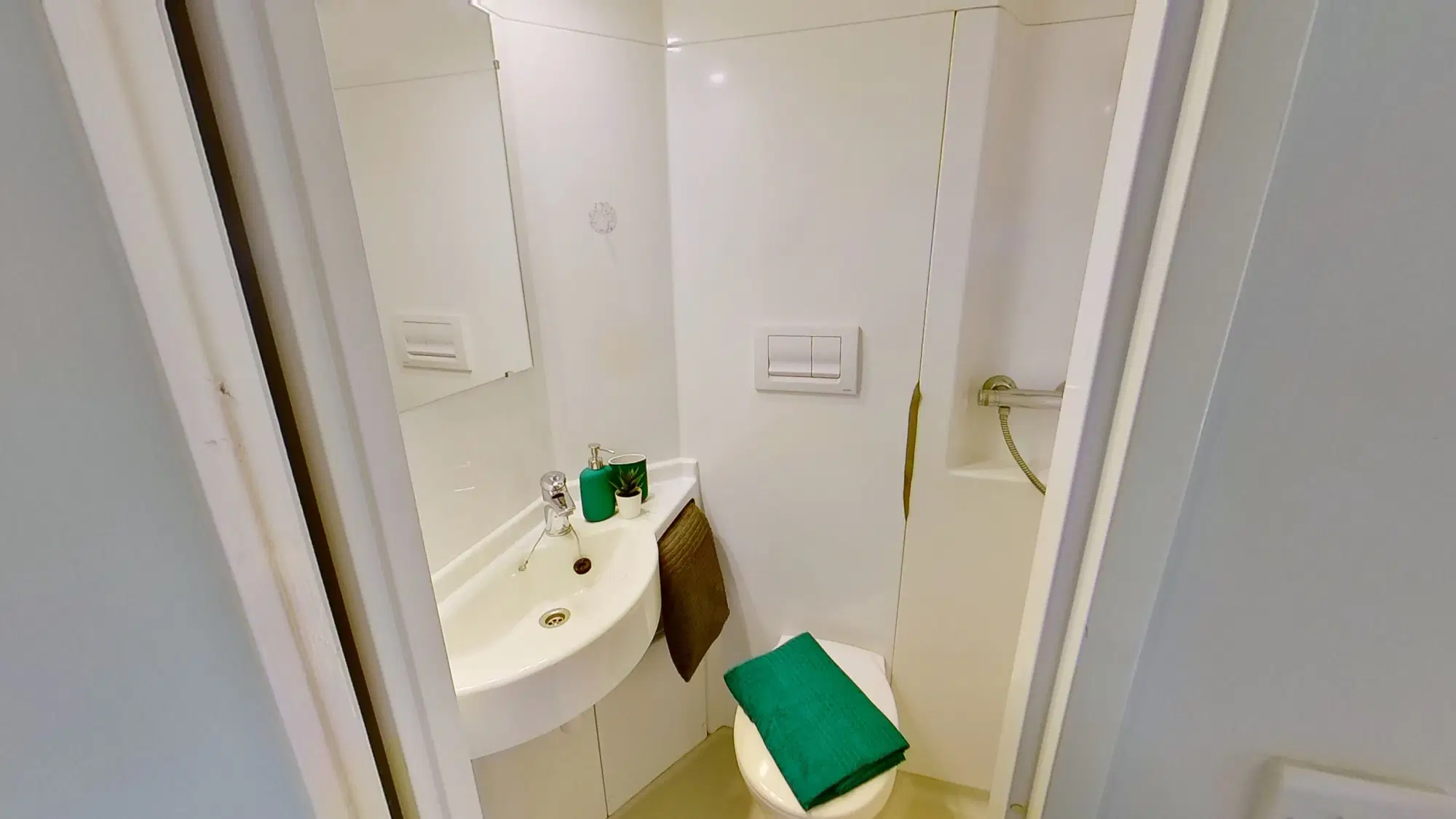 Middle Street, Nottingham – Bathroom