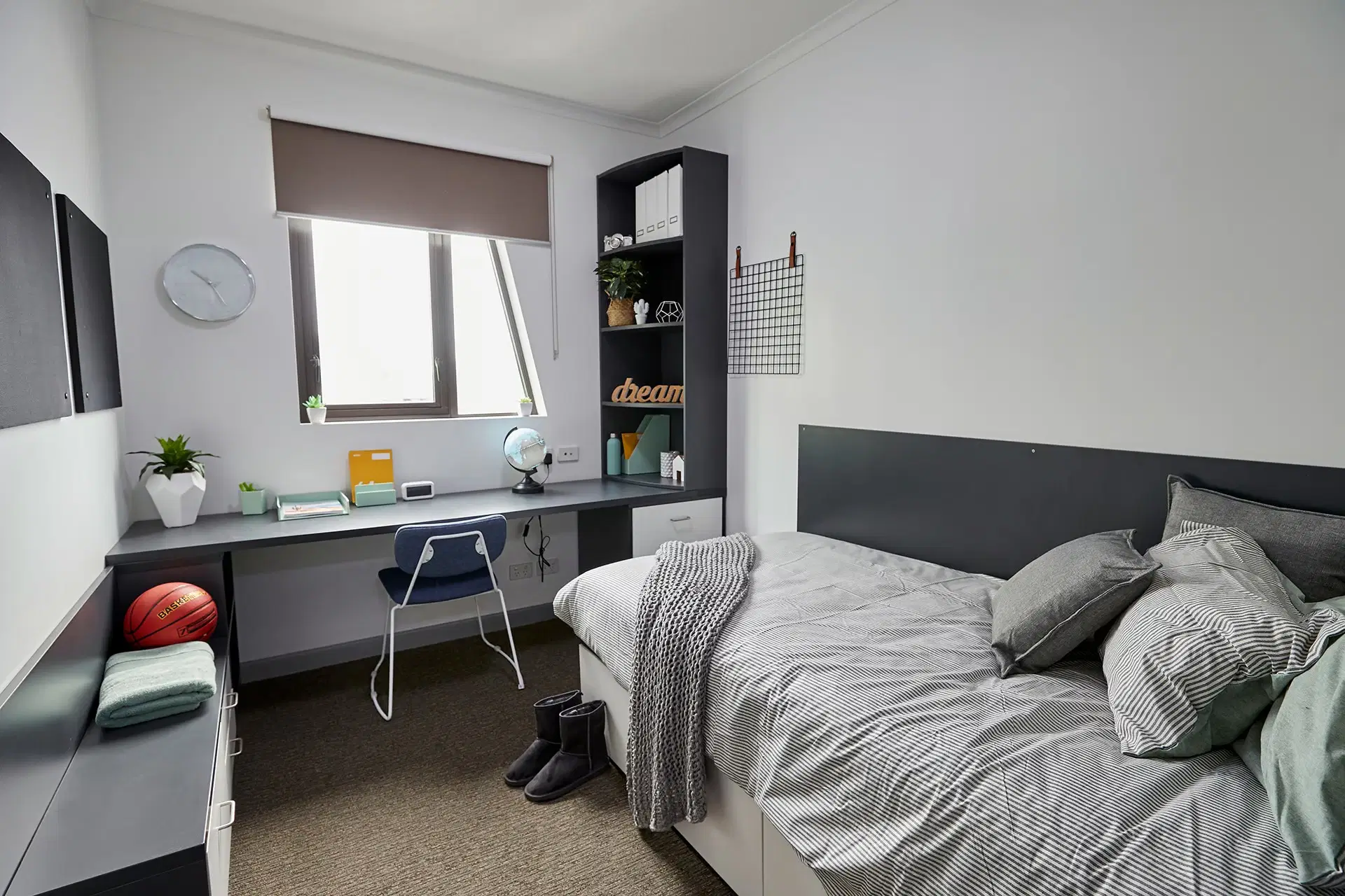 Scape Tribune, Brisbane – 4 Bedroom Ensuite, King Single Bed