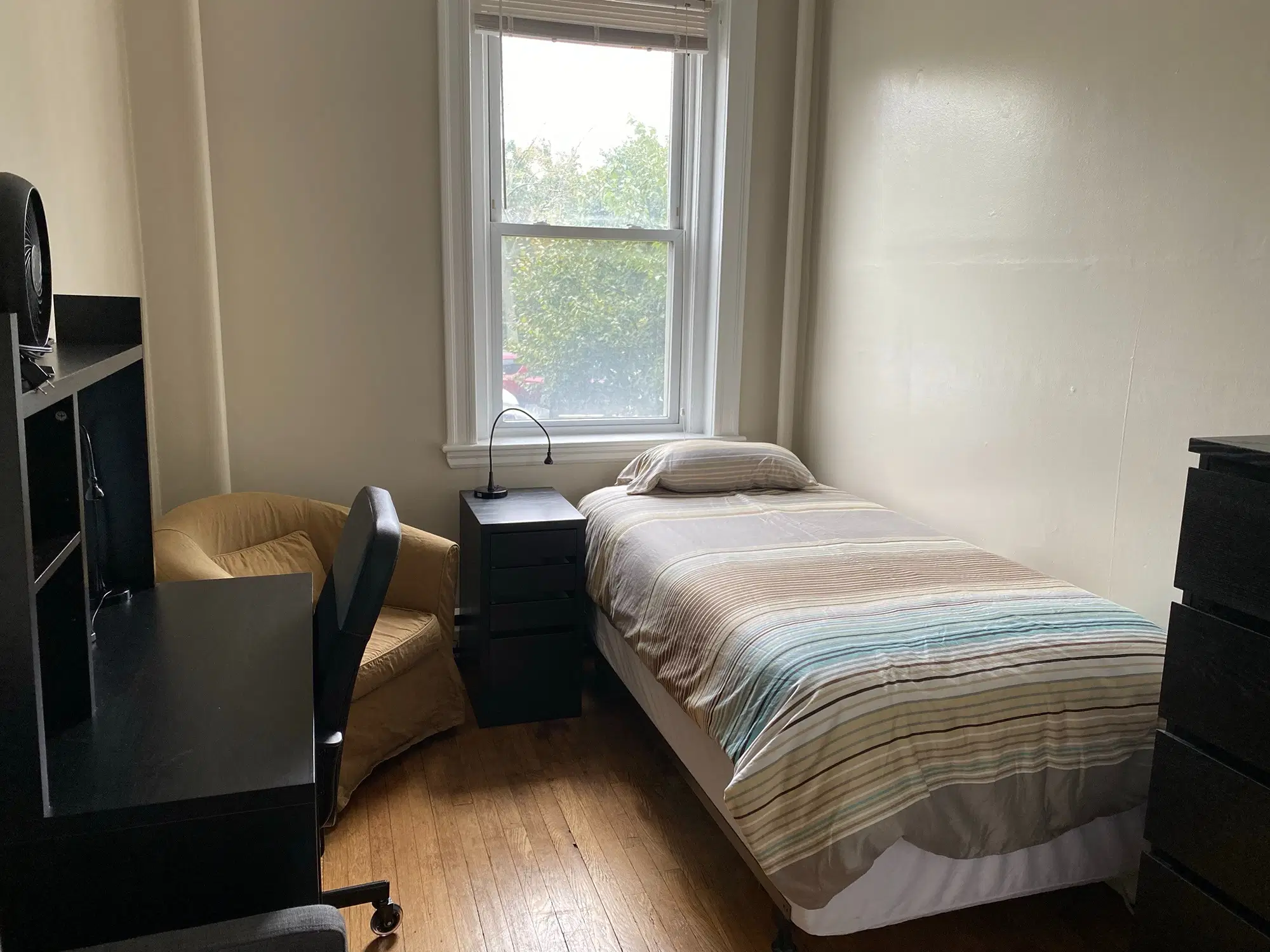 85 Park Drive, Boston – 3 Bed 1 Bath