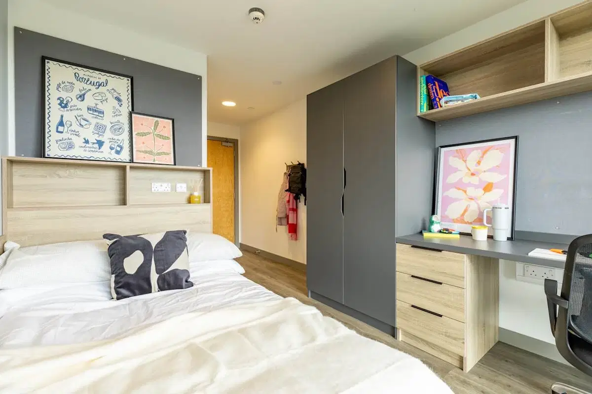 Ashlin House, Cork – Standard Ensuite