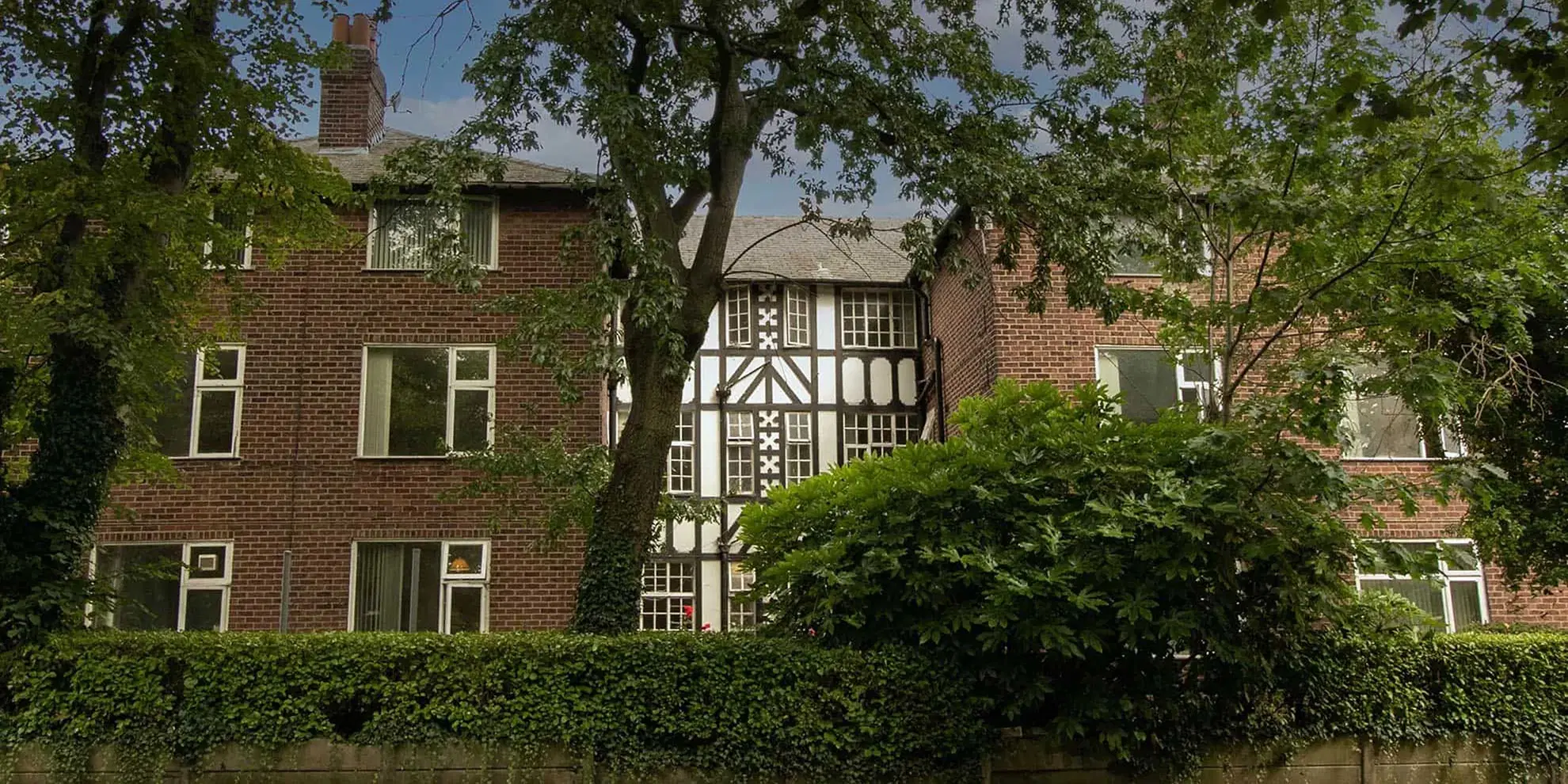 Carfax Court Flats, Manchester – Exterior