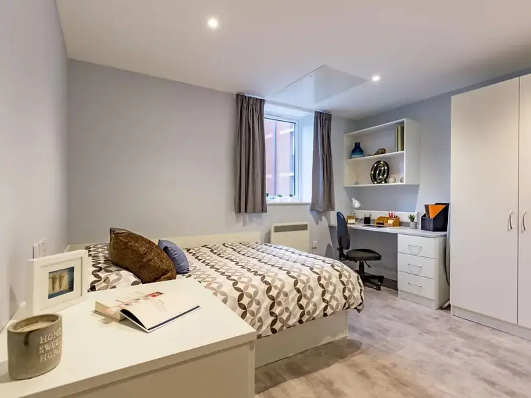 Yugo Mary Parker House, Plymouth – 7 Bed Premium Studio