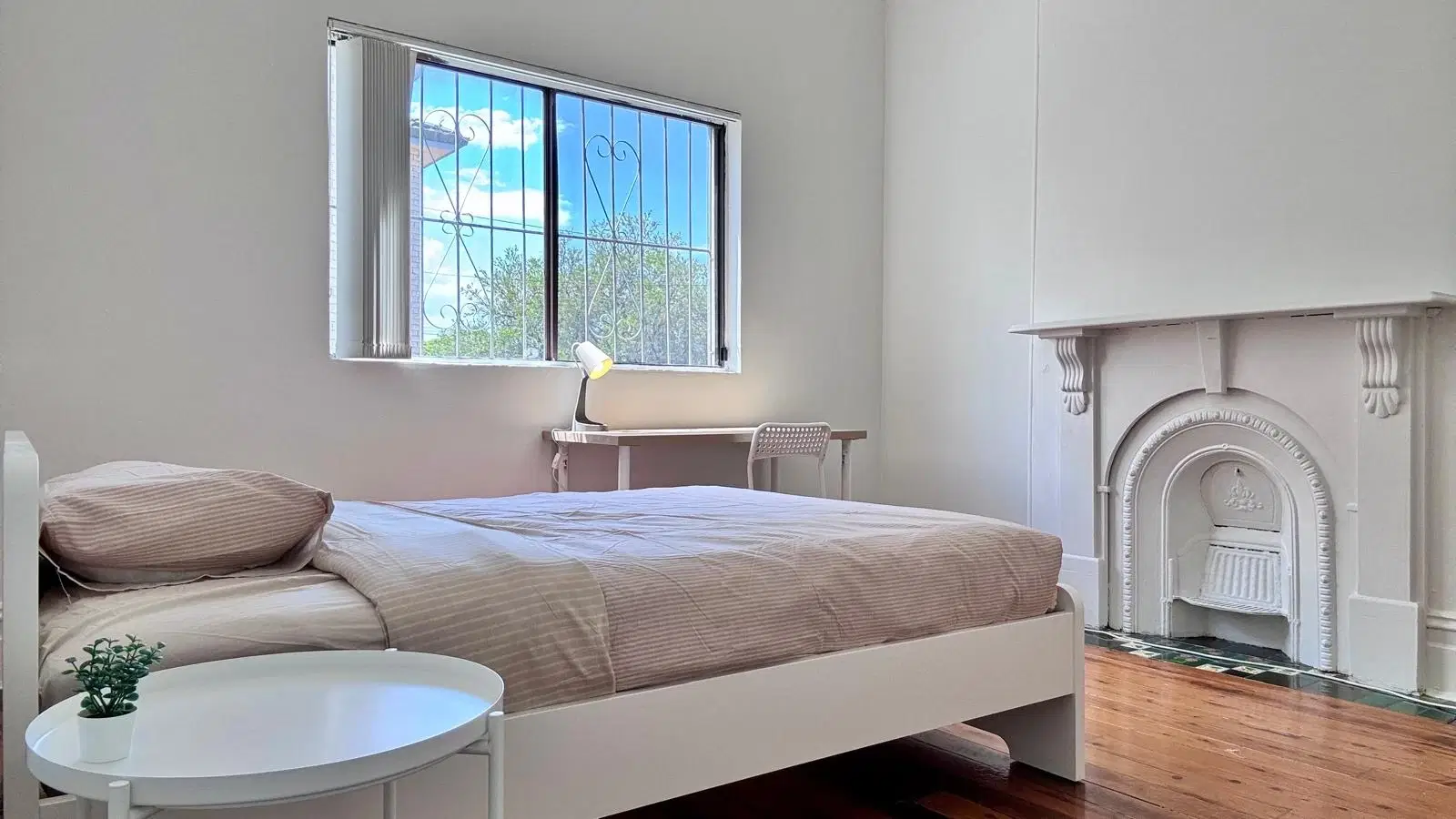 Room in a 5 Bedroom Apartment, Fore St, Canterbury, Australia NSW 2193 – Room 4