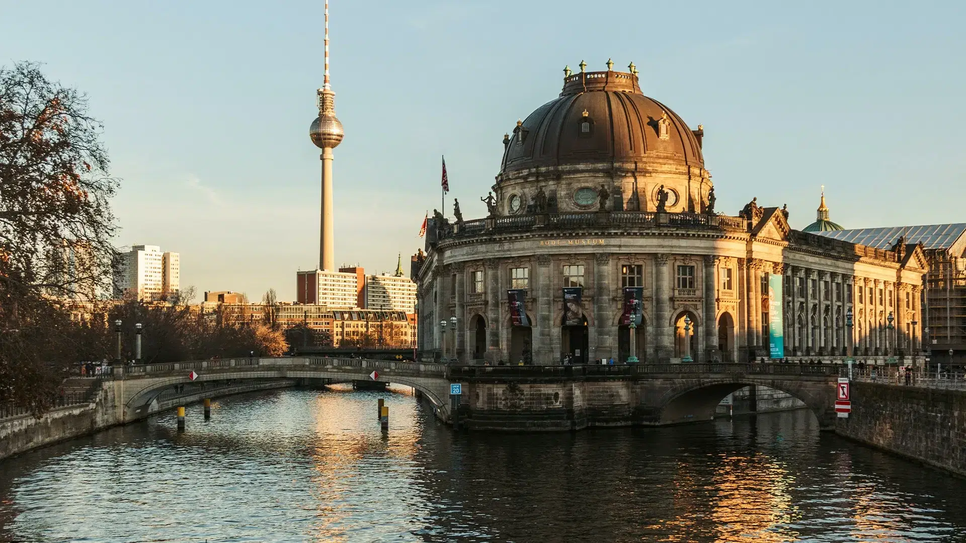 The FIZZ Berlin, Berlin – Exterior