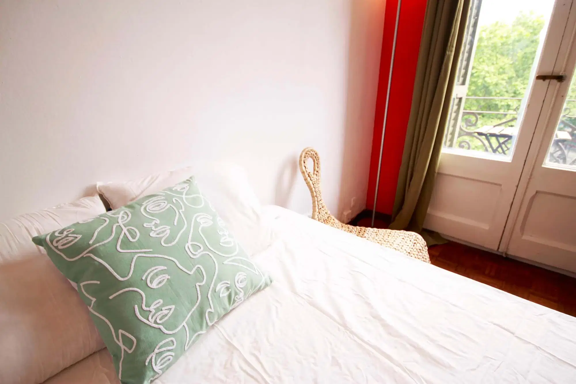 SPC 8015, Barcelona – #128673: Room in a 9 Bedroom 1 Bathroom (Gran Via De Les Corts Catalanes)