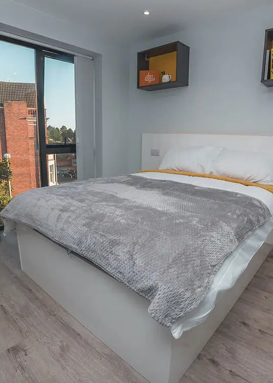 The Bank, Leicester – Deluxe