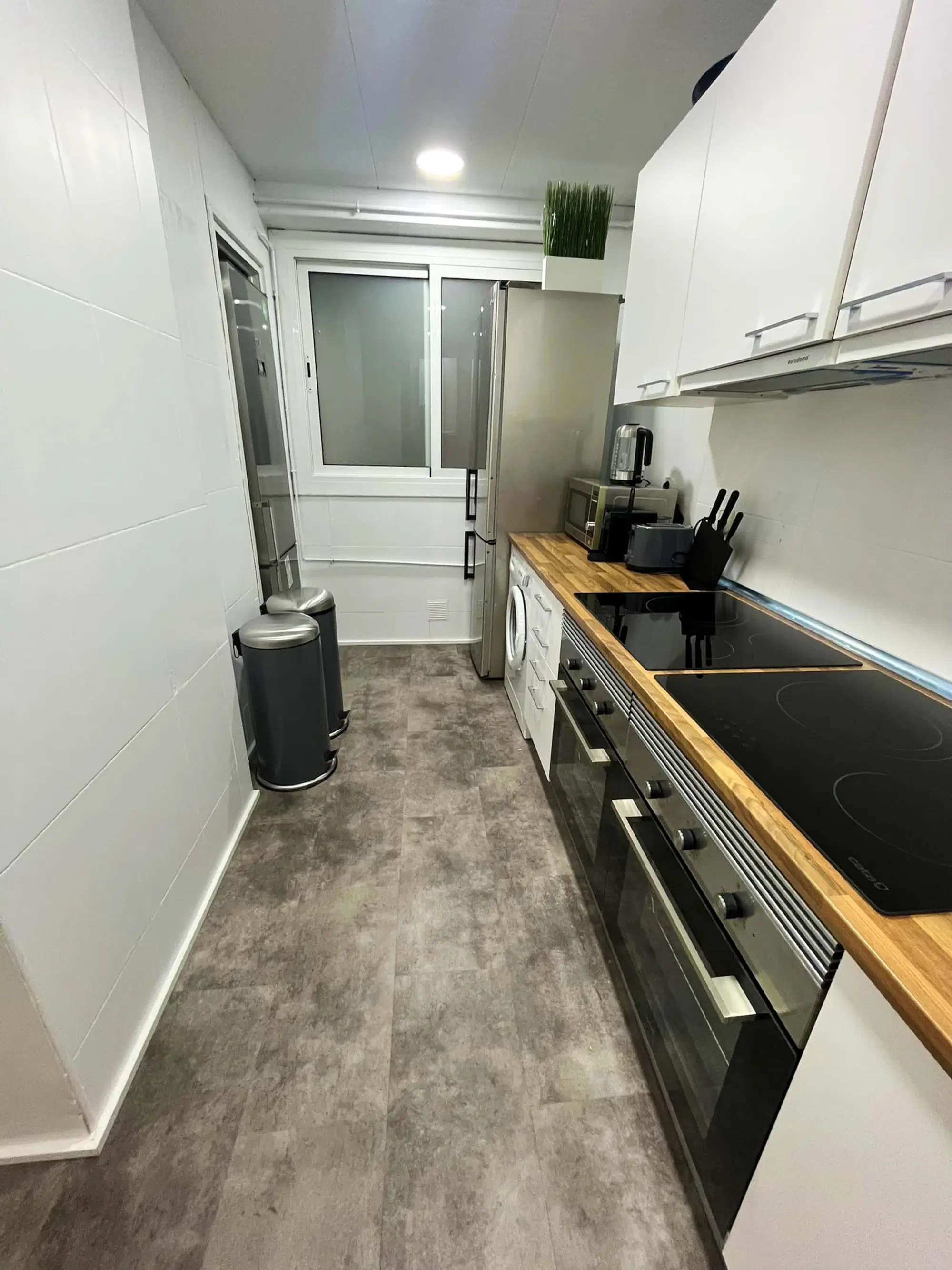 SPC 8011, Barcelona – Kitchen