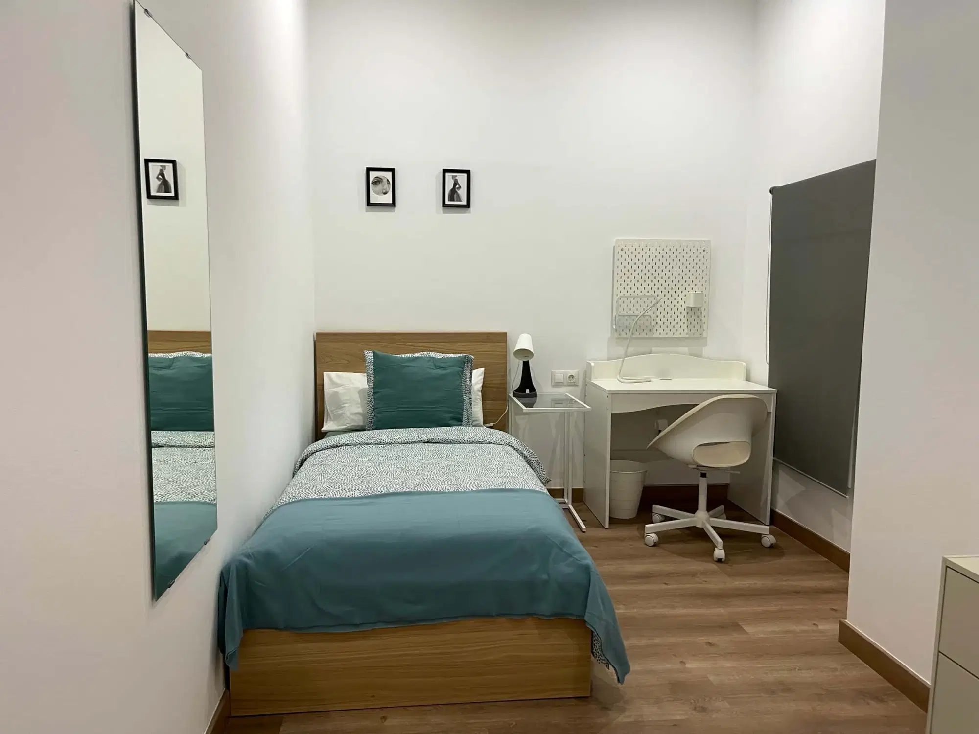 SPC 8001, Barcelona – #123710: Room in a 5 Bedroom 2 Bathroom (Carrer De La Cera)