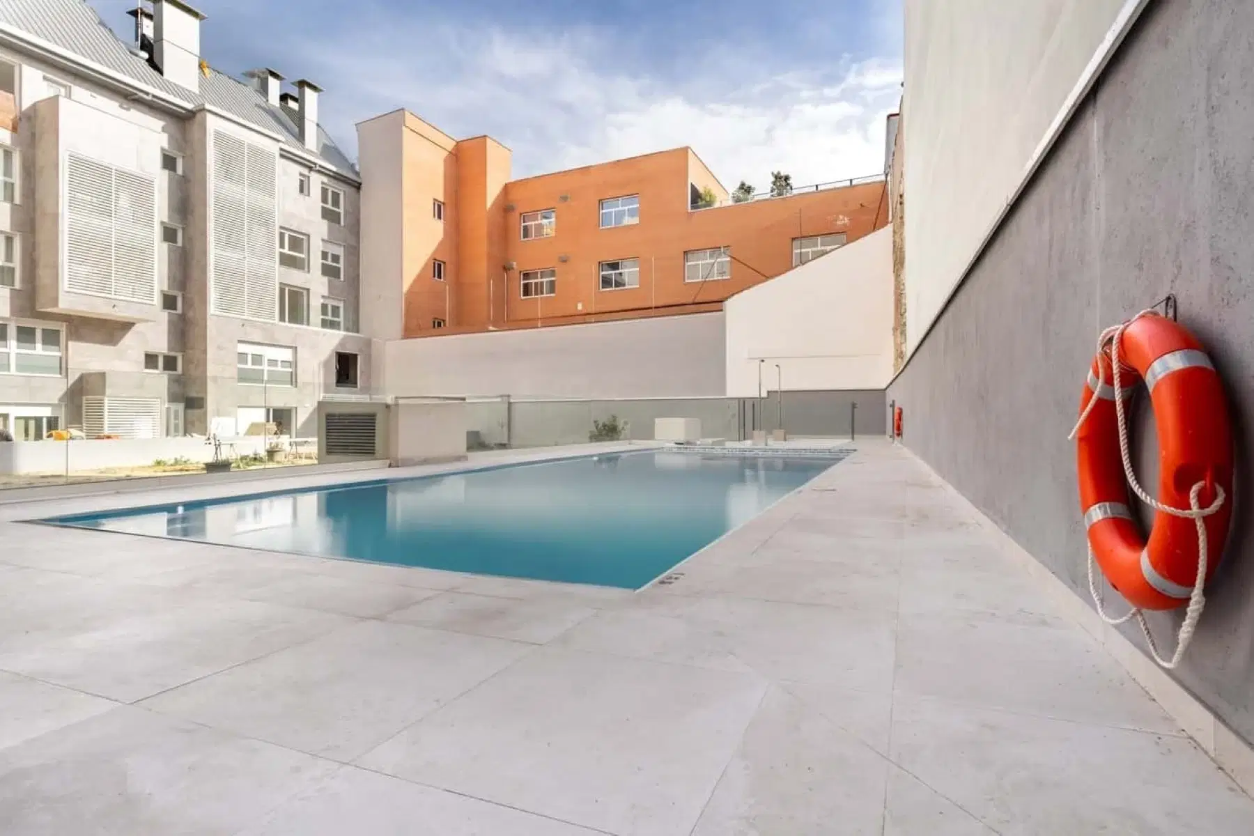 SPC 28020, Madrid – Exterior