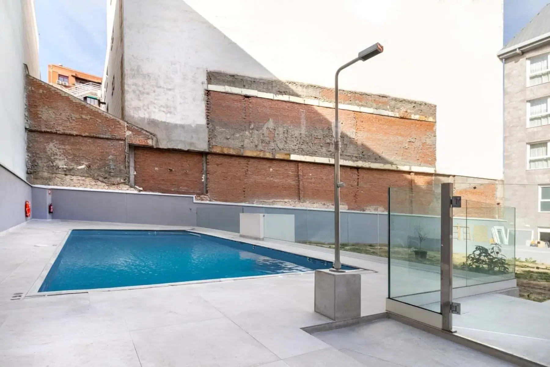 SPC 28020, Madrid – Exterior