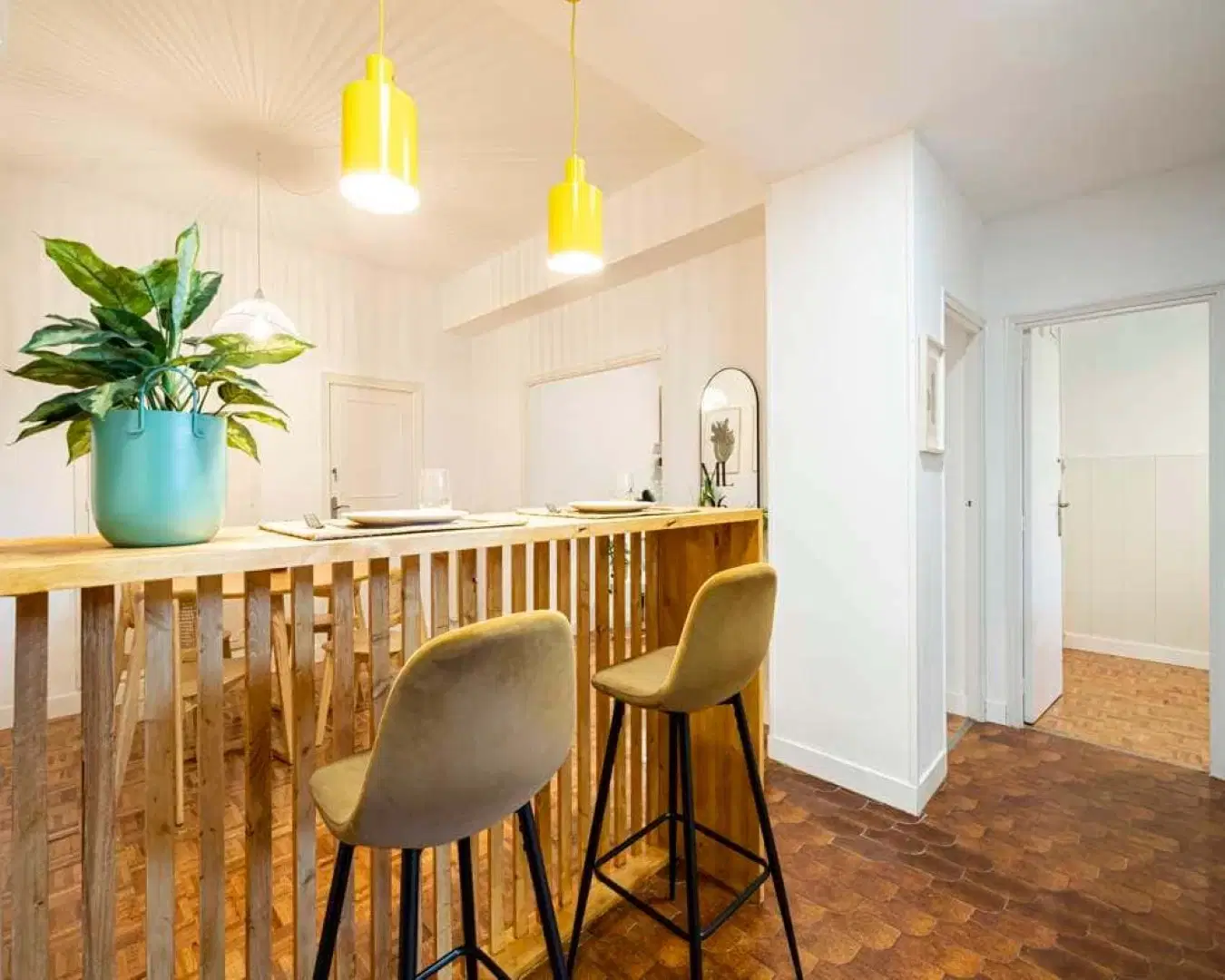 SPC 28020, Madrid – #31146: Room in 6 Bedroom 3 Bathroom (Plaza Manolete)