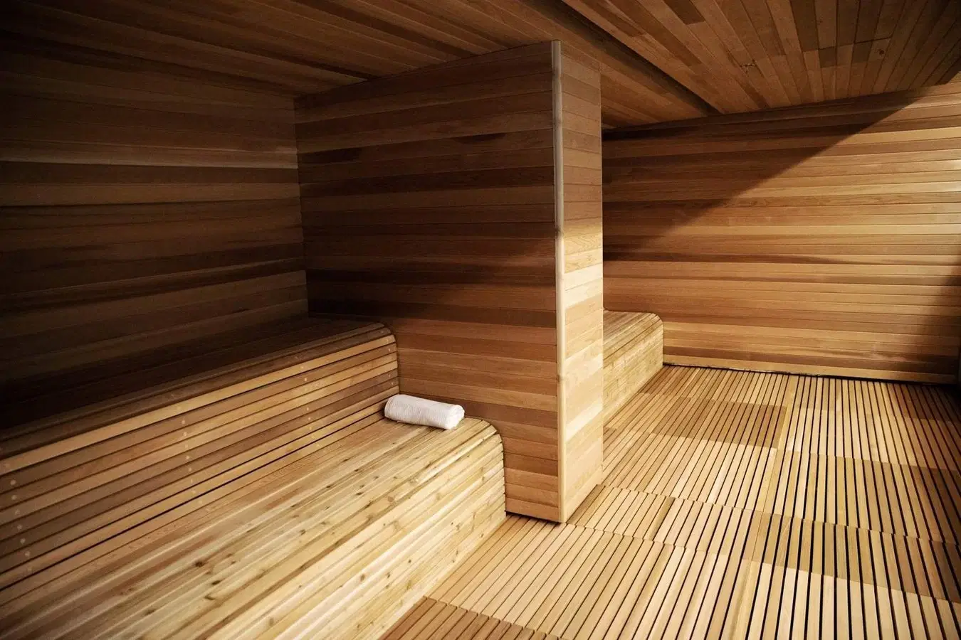 YVR M4, Toronto – Common Area