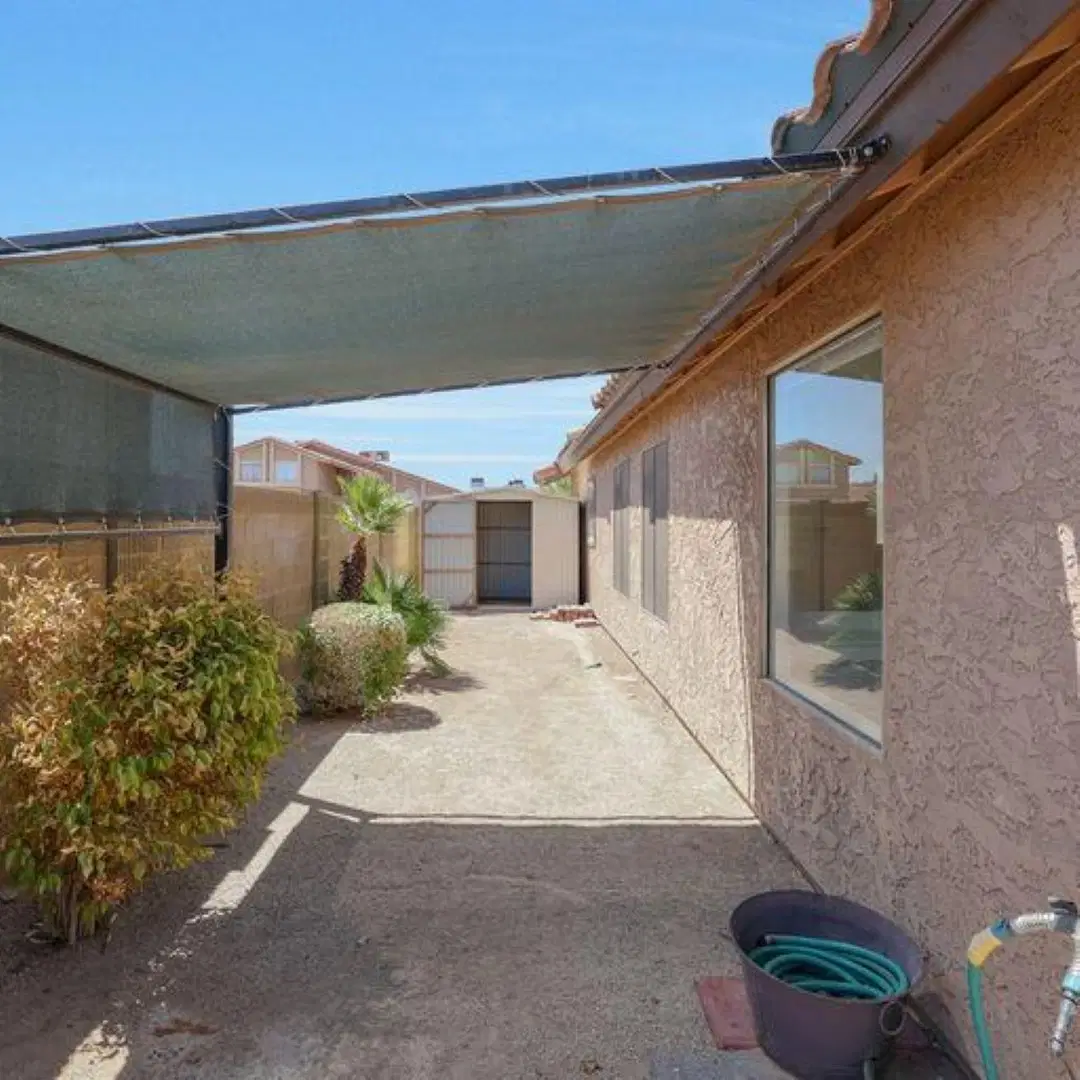 PDP 85345, Peoria – Exterior