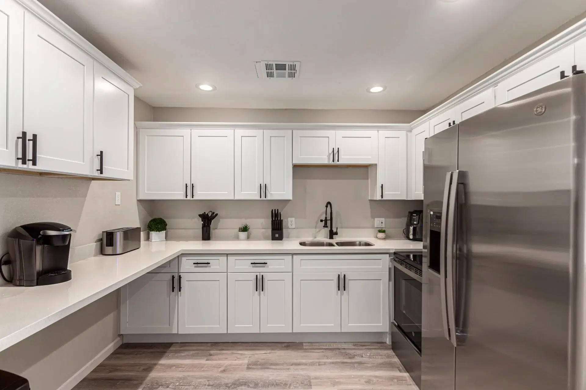 PDP 85205, Mesa – Kitchen
