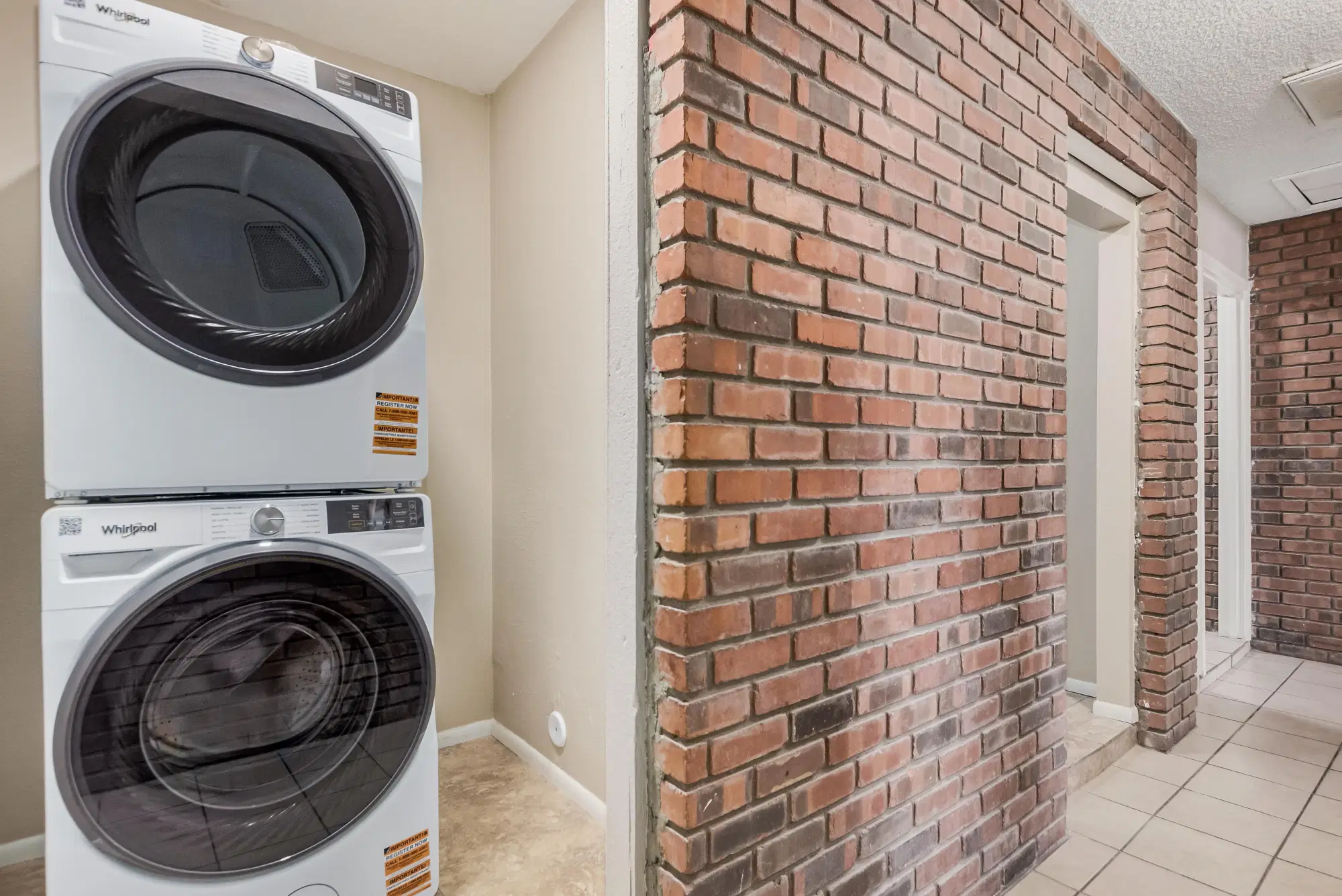 PDP 85201, Mesa – Amenities