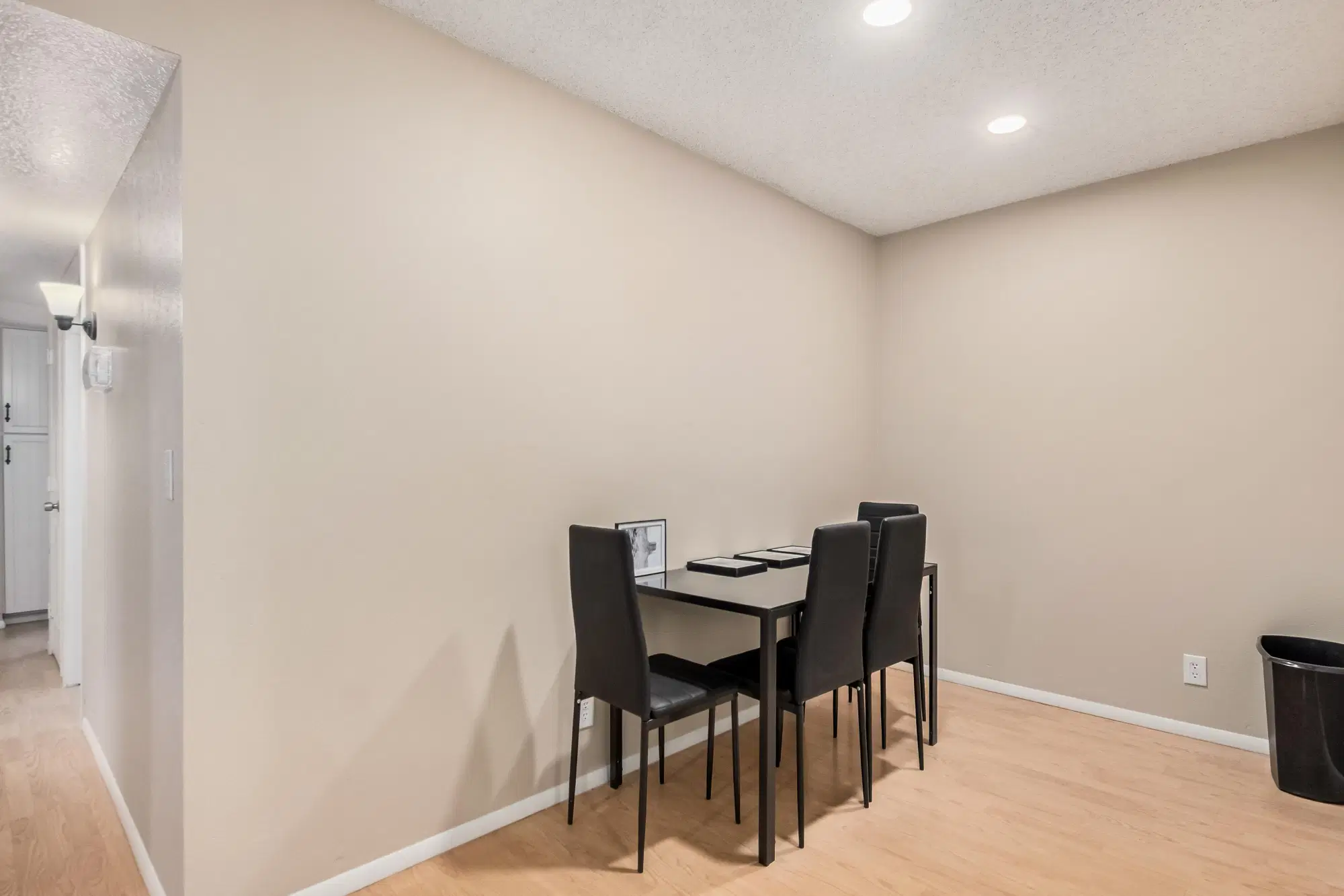 PDP 85201, Mesa – Amenities