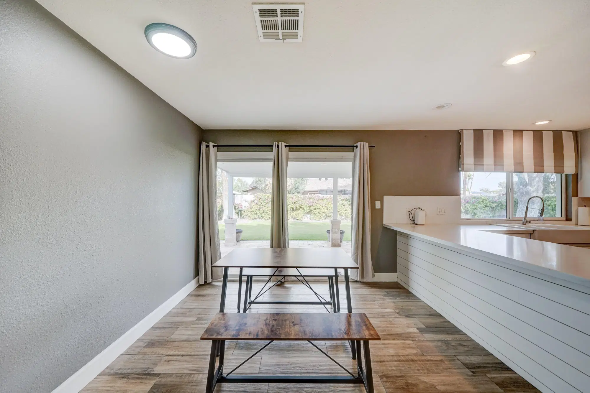 PDP 85202, Mesa – Amenities