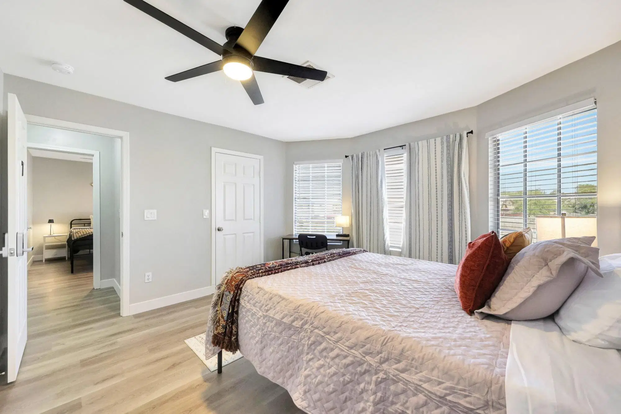 PDP 85345, Peoria – #44701: Room in 9 Bed 3 Bath