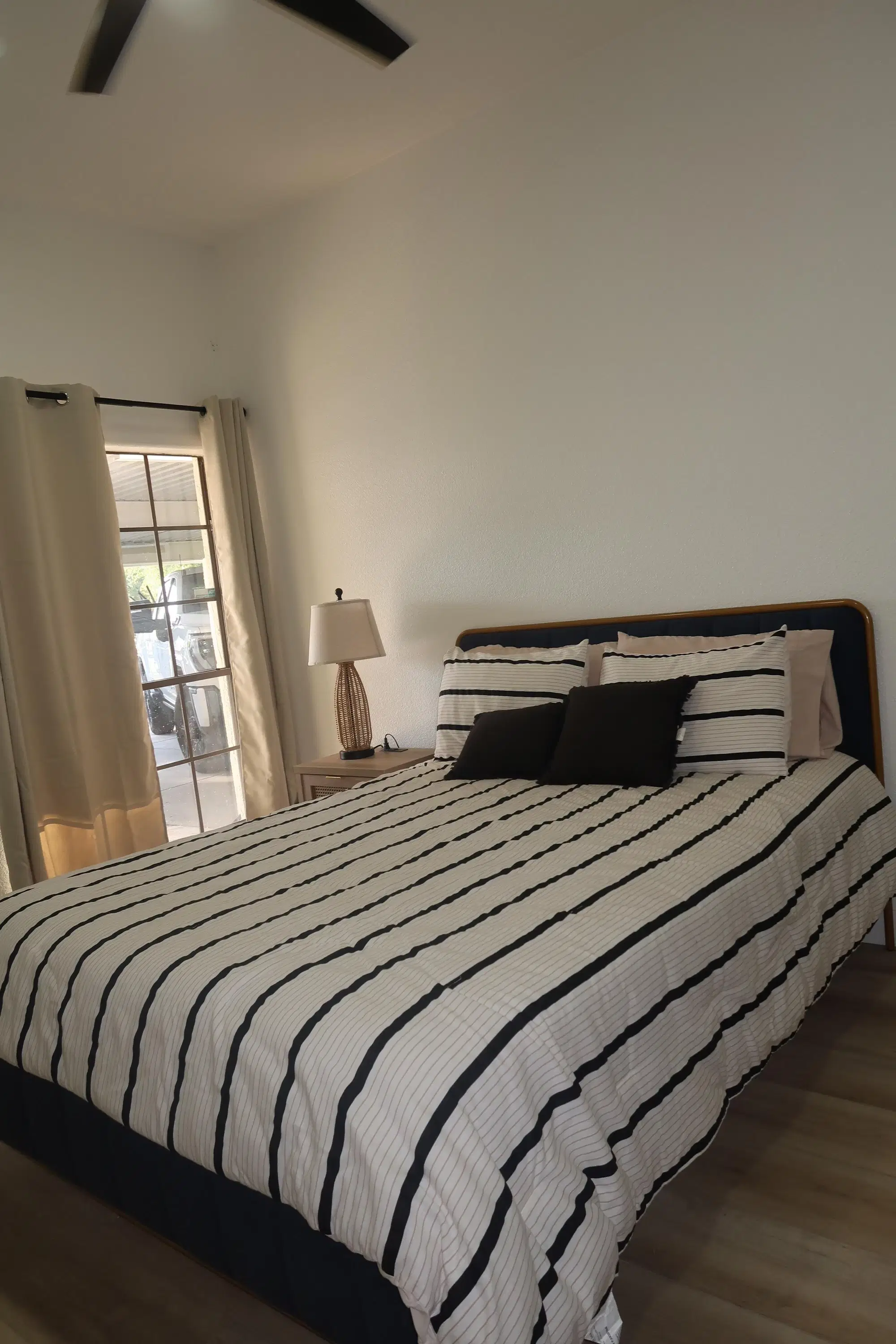 PDP 85304, Glendale – #30233: Room in 10 Bed 3 Bath