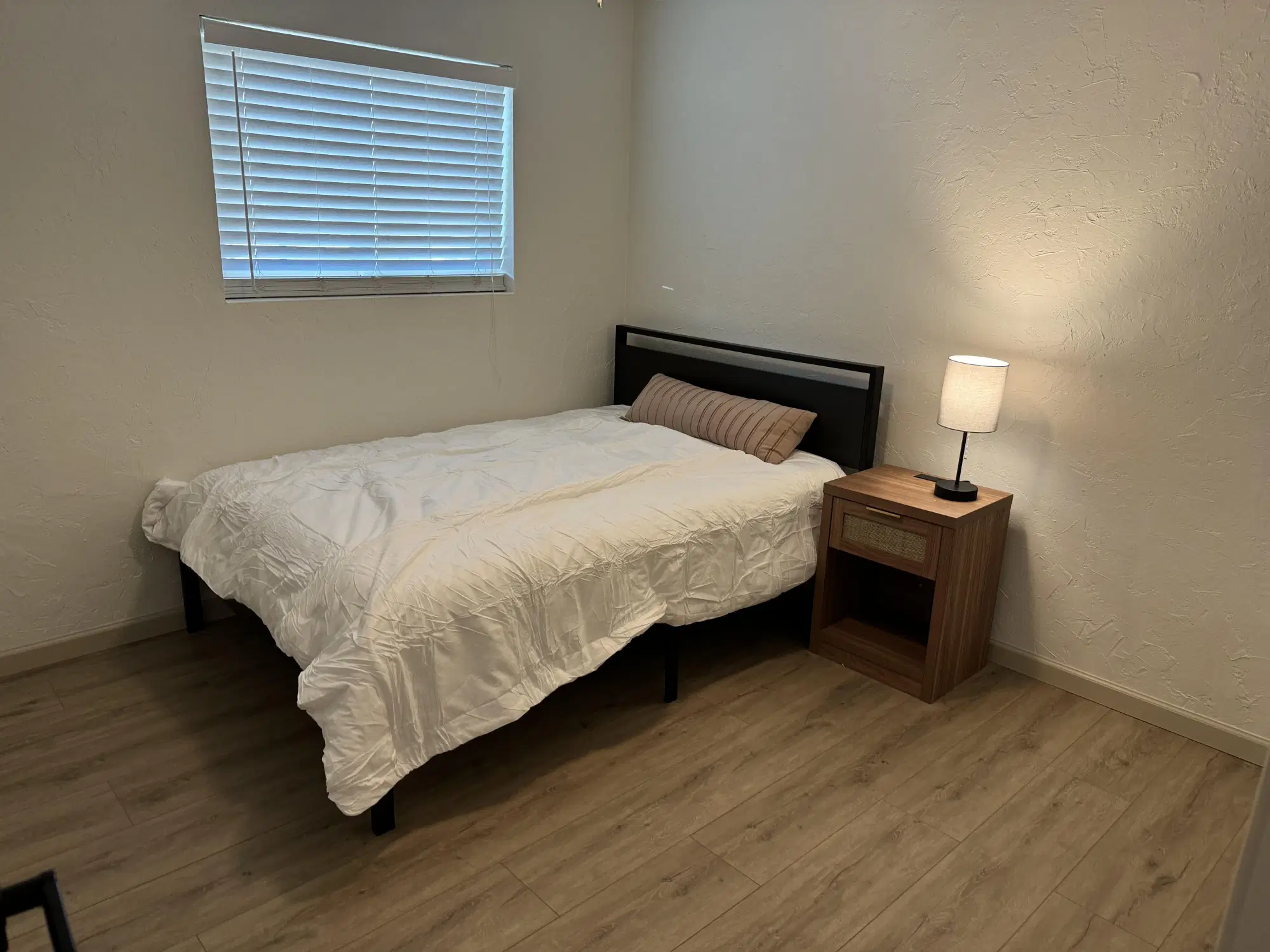PDP 85207, Mesa – #30552: Room in 6 Bed 3 Bath
