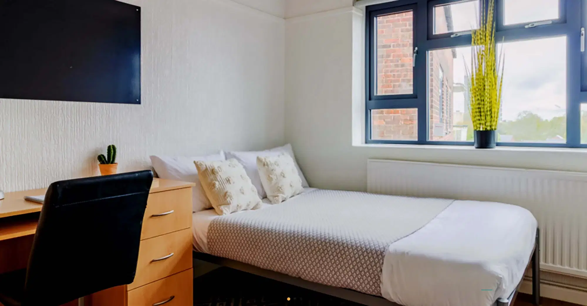 Landale House, London – Silver Premium Non-Ensuite Room