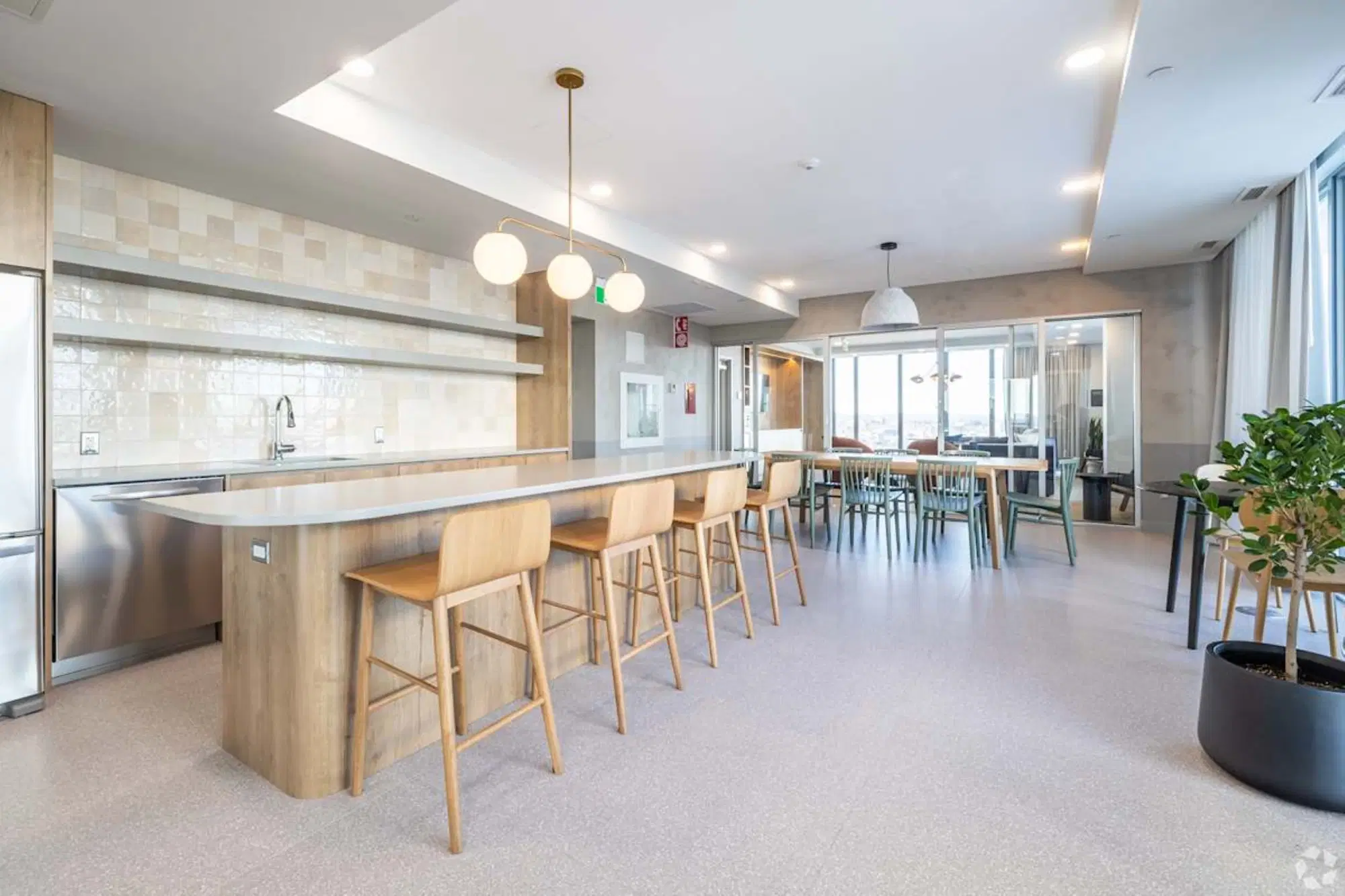 Voda, Ottawa – Kitchen
