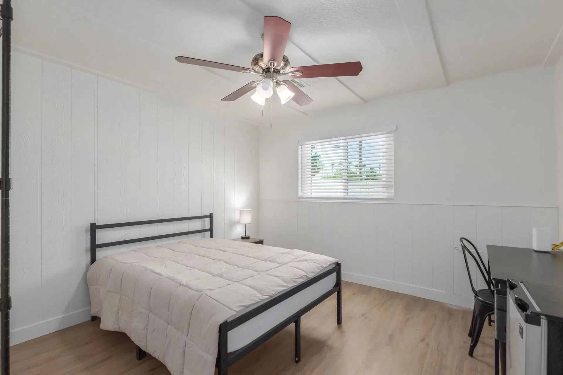 PDP 85017, Phoenix – #12780: Room in 8 Bed 4 Bath
