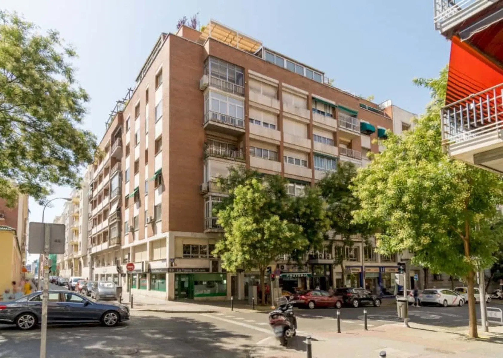 SPC 28008, Madrid – Exterior