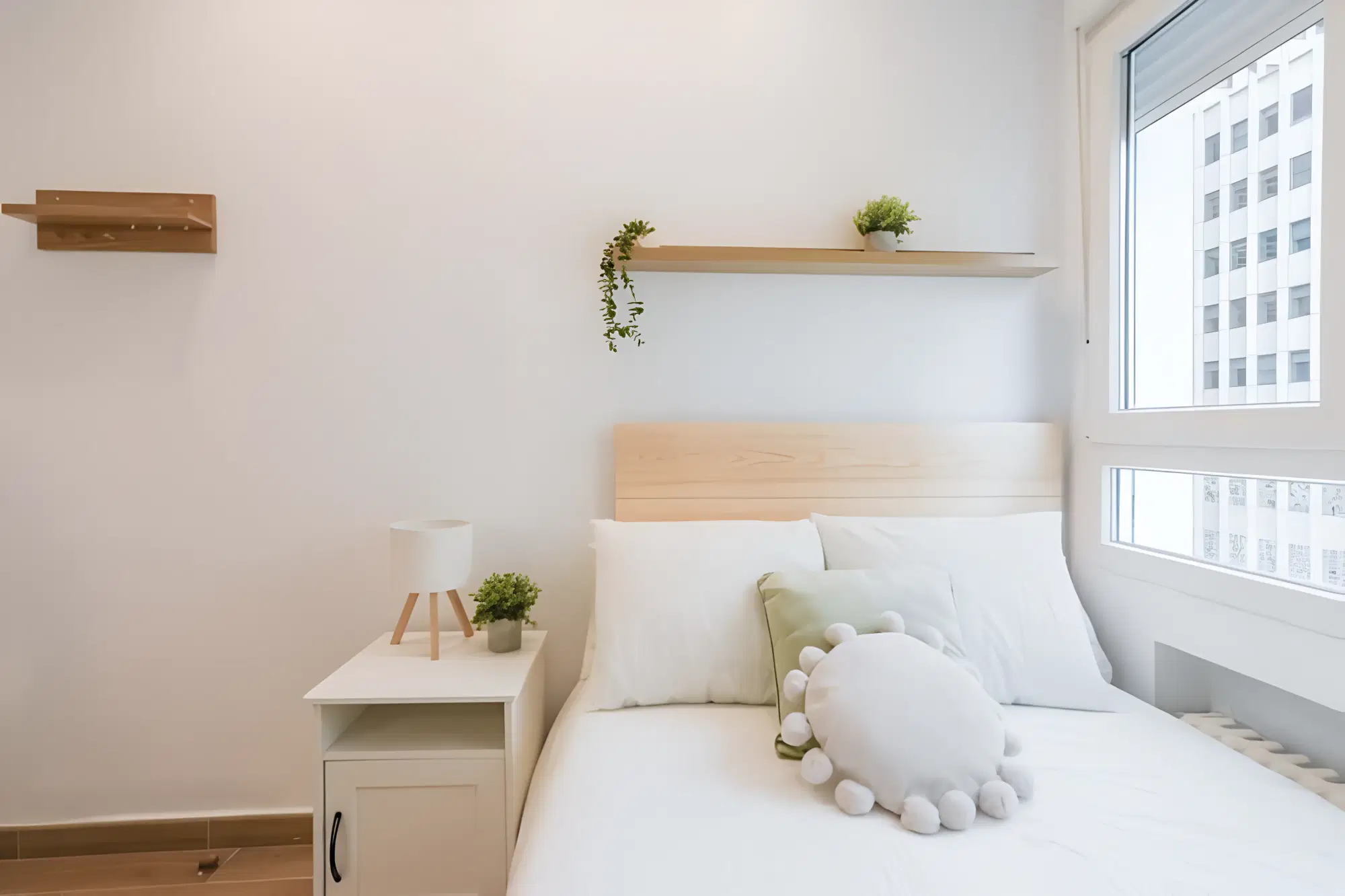 SPC 28008, Madrid – #178148: Room in 6 Bedroom 3 Bathroom (Plaza De José Moreno Villa)