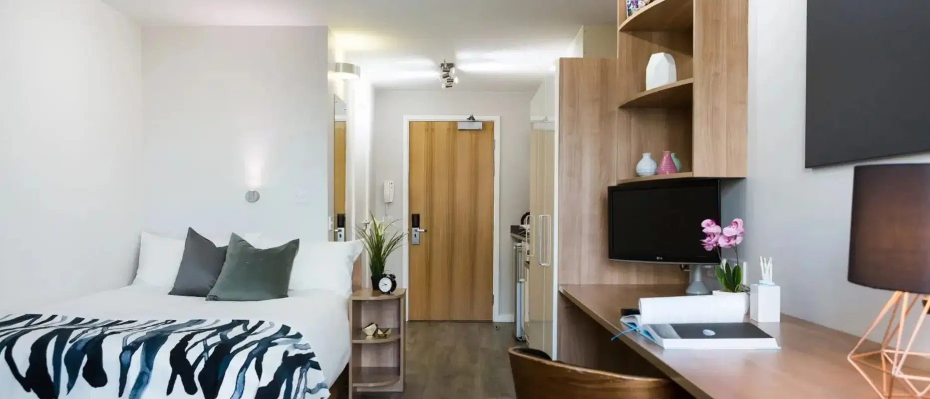 Chapter South Bank, London – Silver Studio Private Upper Level