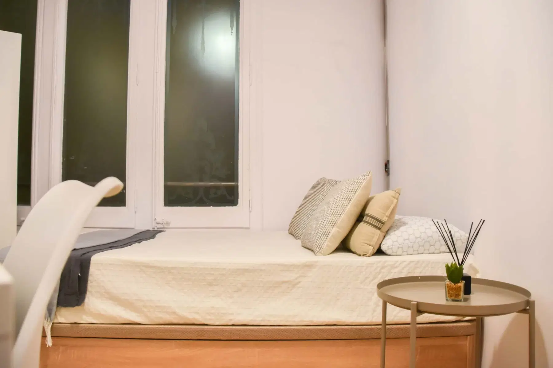 SPC 8037, Barcelona – #118931: Room in 10 Bedroom 3 Bathroom (Carrer De Roger De Llúria)